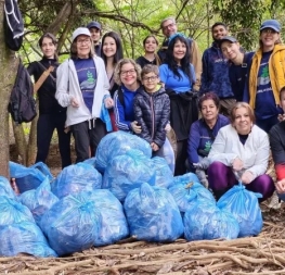 Amor pela natureza: voluntários enfrentam frio para recolher lixo no Parque Águas Claras